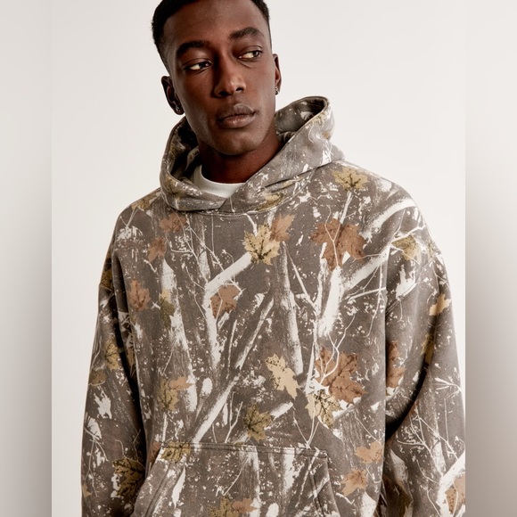 Abercrombie & Fitch Essential Popover Hoodie gray camo XS
NWT - Picture 2 of 3